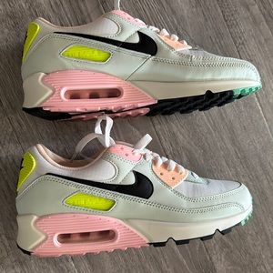 Nike air max , womens size 9